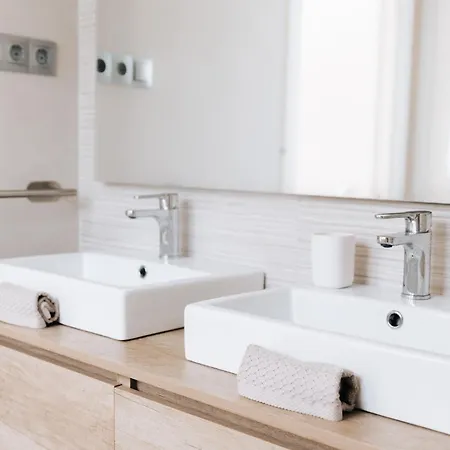 Beatriz By Bh Марбелья