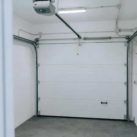 Beatriz By Bh Марбелья